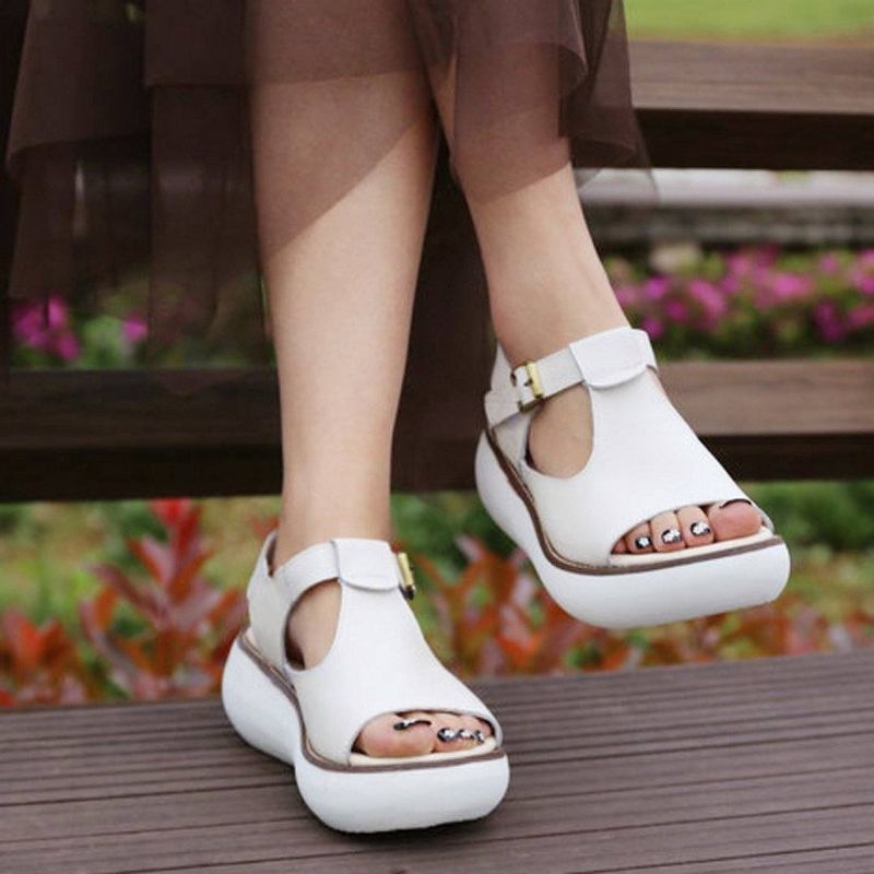 Solide Lederen Casual Platform Sandalen Met Verstelbare Gesp