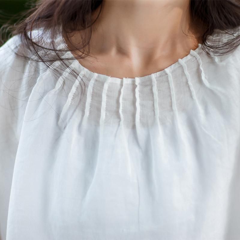 Witte Damesblouse Met Halve Mouwen En Grote Maten